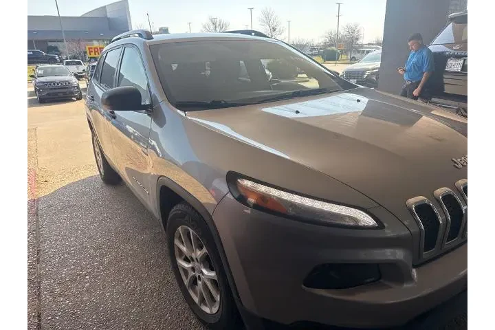 $8751 : Jeep Cherokee 2017 Sport 4dr image 6