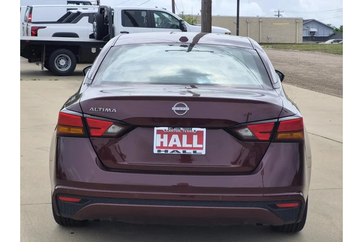 $20902 : Nissan Altima 2025 2.5 SV 4d image 5