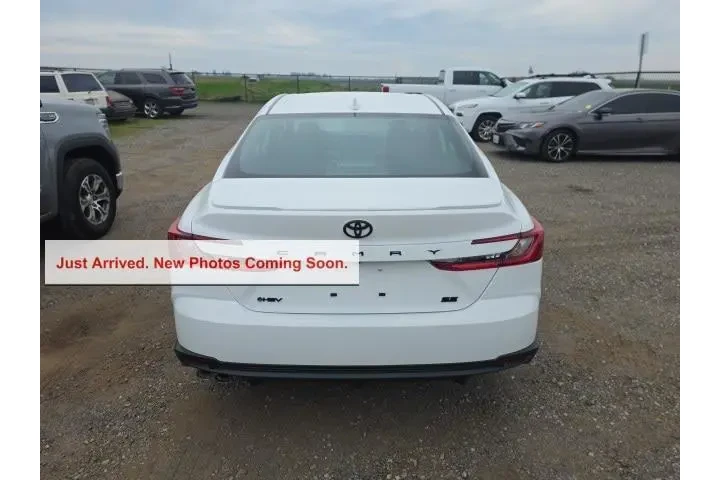 $37900 : Toyota Camry 2026 SE 4dr Sed image 5