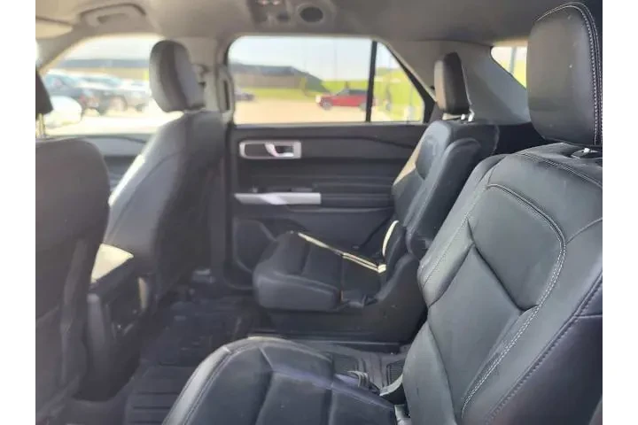 $29163 : Ford Explorer 2022 AWD XLT 4 image 6