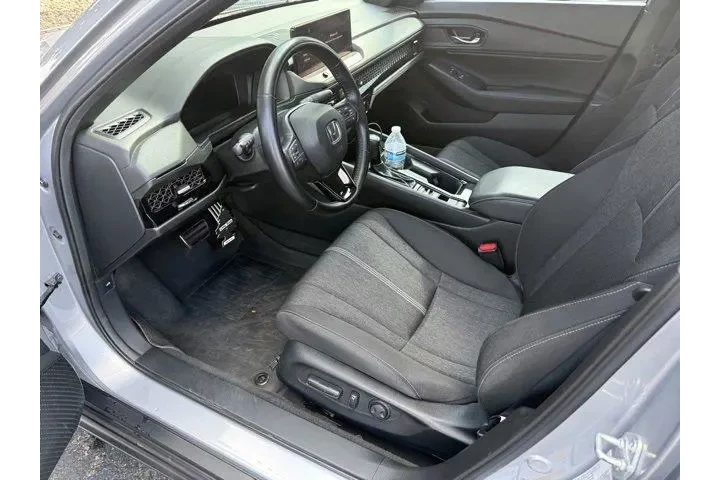 $24587 : Honda Accord Hybrid 2023 Spo image 9