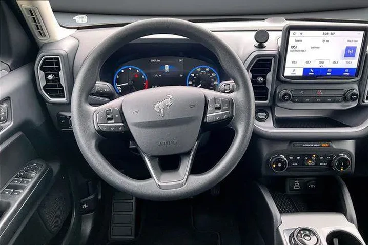 $24000 : Ford Bronco Sport 2023 AWD B image 8