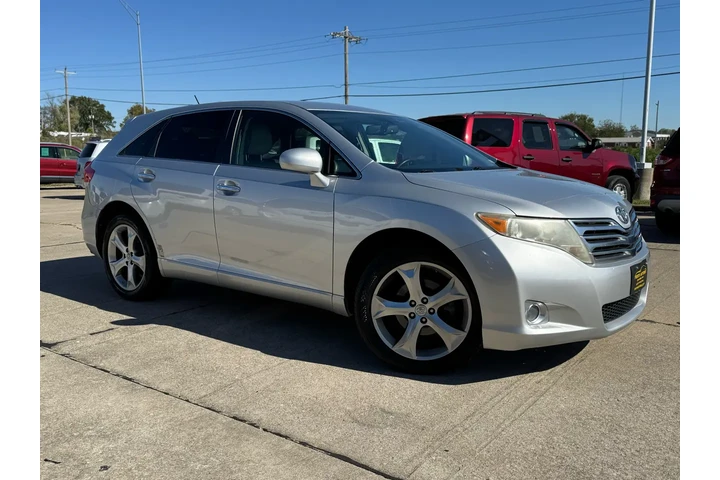 2009 Venza 4X2 V6 image 3
