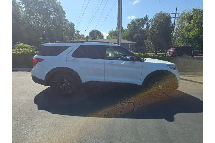$25995 : Ford Explorer 2020 XLT 4dr S image 3
