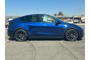 $32430 : Tesla Model Y 2022 AWD Perfo thumbnail