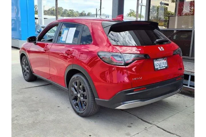 $24795 : Honda HR-V 2023 AWD Sport 4d image 4