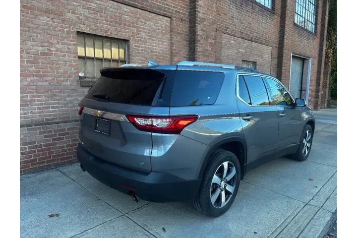 $15500 : 2018 Traverse LT Leather image 8