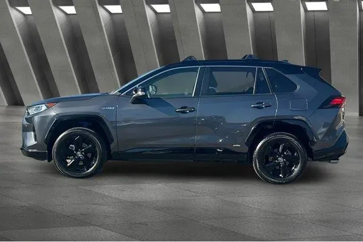 $28500 : Toyota RAV4 Hybrid 2021 AWD image 8