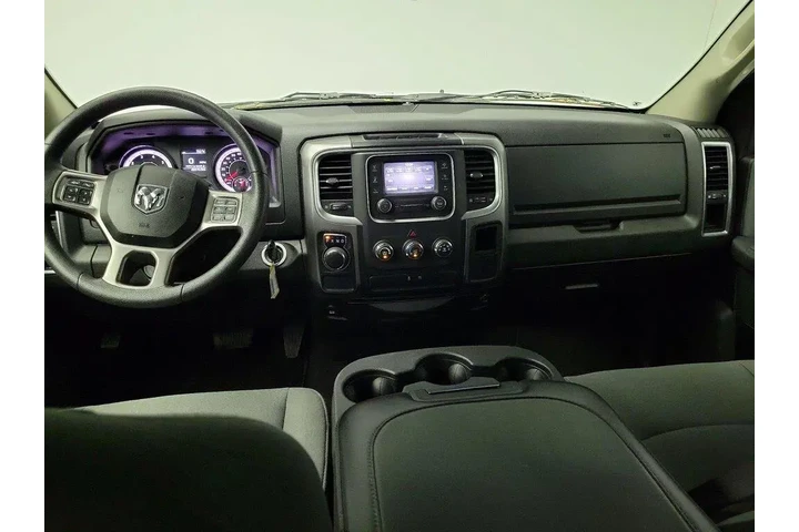 $25998 : Ram 1500 Classic 2024 4x2 SL image 9