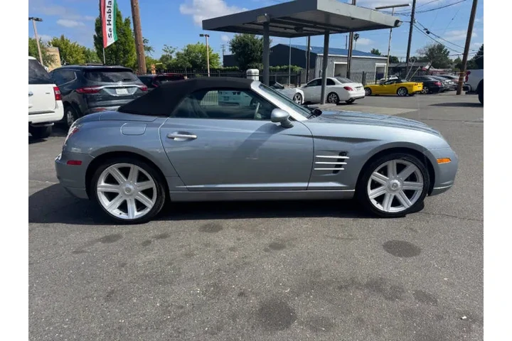 $6498 : 2005 Crossfire Limited image 9