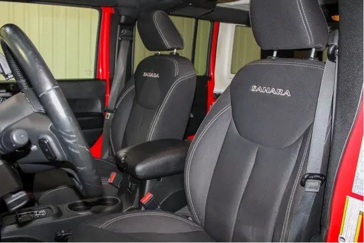 Jeep Wrangler Unlimited 2016 image 9