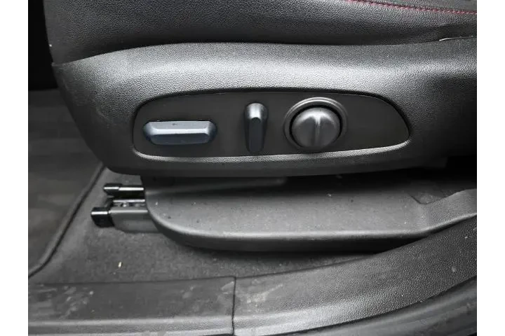 $27855 : Chevrolet Blazer 2023 RS 4dr image 8