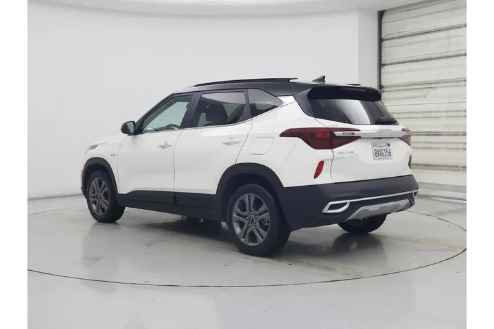 $18998 : Kia Seltos 2022 AWD S 4dr SU image 2