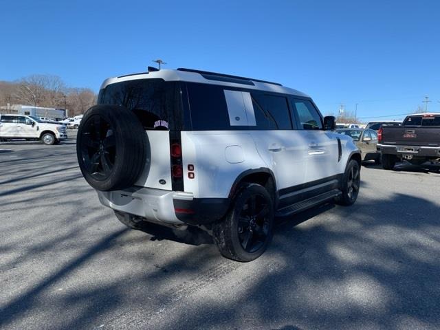 $58675 : PRE-OWNED 2020 LAND ROVER DEF image 4