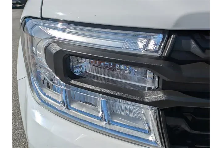 $25478 : Ford Maverick 2024 XL 4dr Su image 10