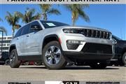 $31477 : 2023 Grand Cherokee 4xe thumbnail