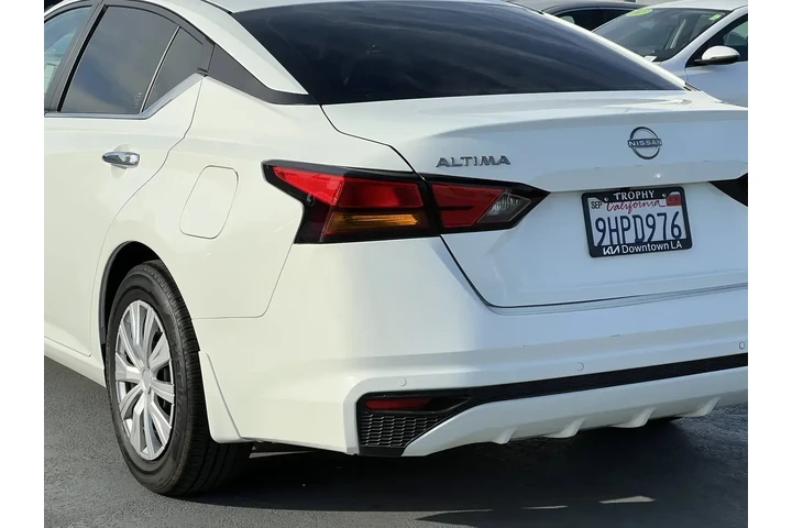 $20295 : Nissan Altima 2023 2.5 S 4dr image 5