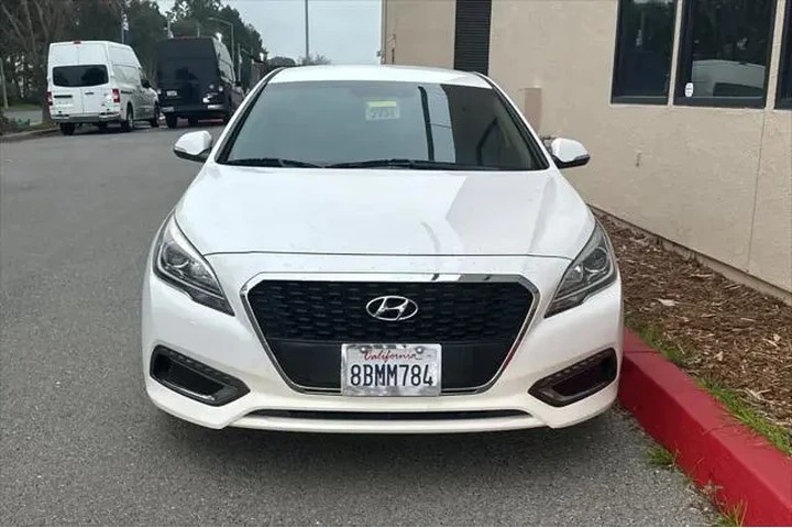 $9990 : Hyundai SONATA Hybrid 2017 S image 5