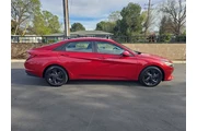 $16995 : Hyundai ELANTRA 2021 SEL 4dr thumbnail
