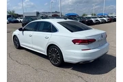 $19527 : Volkswagen Passat 2022 Limit thumbnail