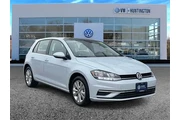 Volkswagen Golf 2021 TSI 4dr en Long Island