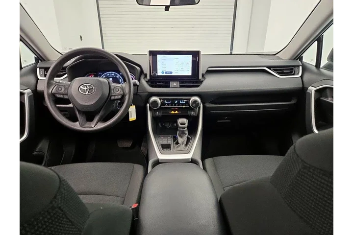 $25998 : Toyota RAV4 2024 AWD LE 4dr image 9