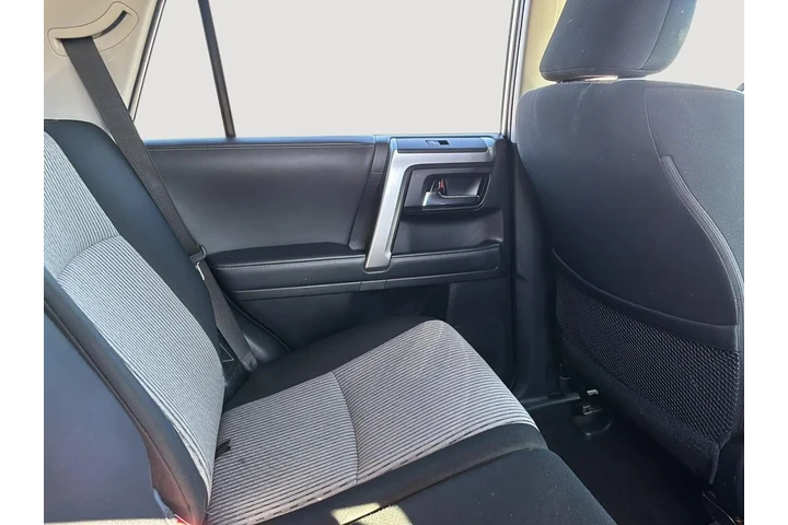 $29478 : Silver Certified 2021 4Runner image 9