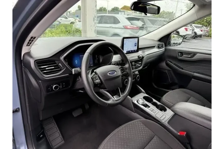 $21452 : Ford Escape 2024 AWD Active image 10