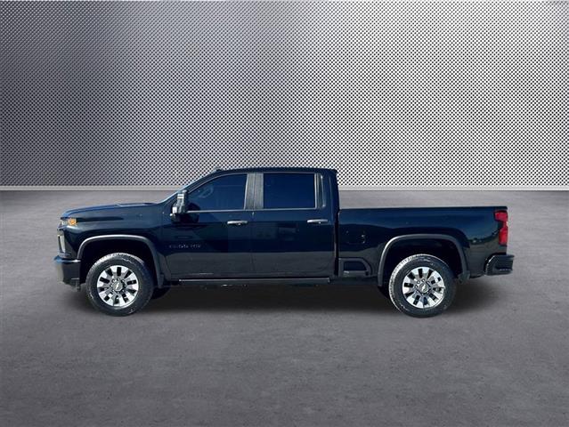 $39989 : 2021 Silverado 2500HD Custom image 4