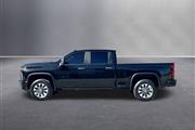 $39989 : 2021 Silverado 2500HD Custom thumbnail