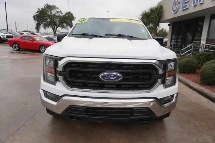 $38988 : Ford F-150 2023 4x4 XLT 4dr image 2