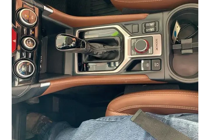 $26500 : Subaru Forester 2021 AWD Tou image 10