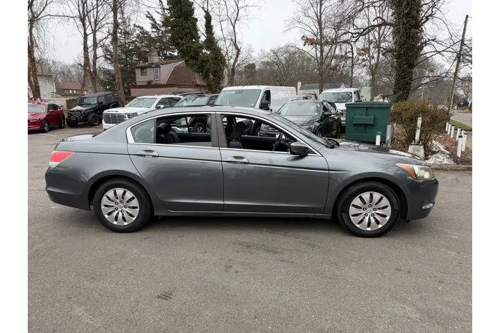 $9995 : Honda Accord 2010 LX 4dr Sed image 8