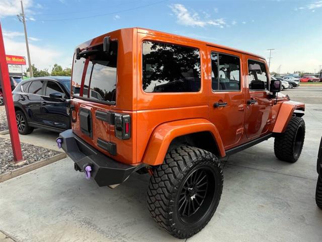 $19995 : 2011 Wrangler Unlimited Sahara image 5