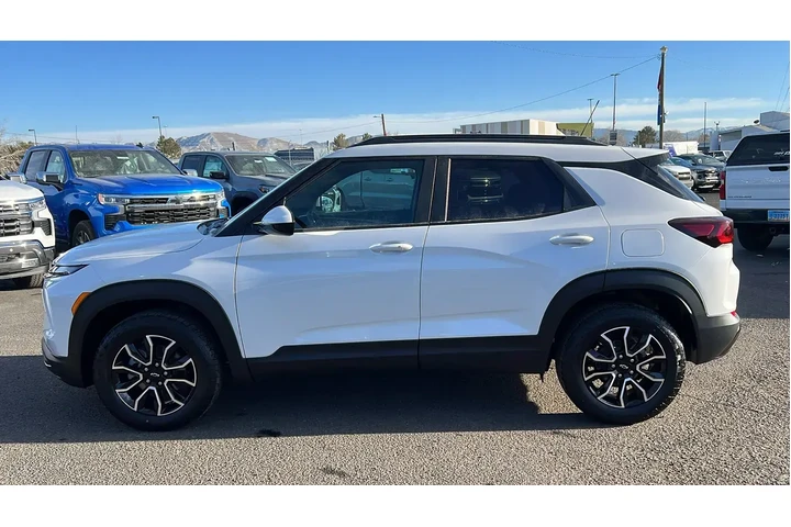 $32984 : Chevrolet Trailblazer 2025 4 image 8