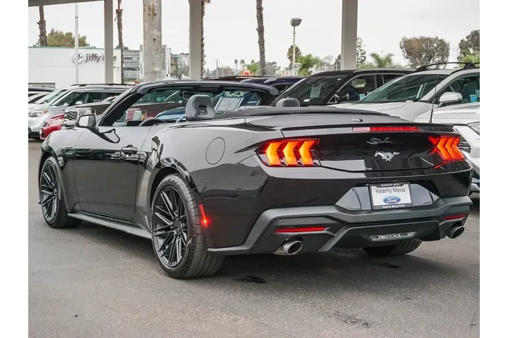 $31322 : Ford Mustang 2024 EcoBoost P image 6