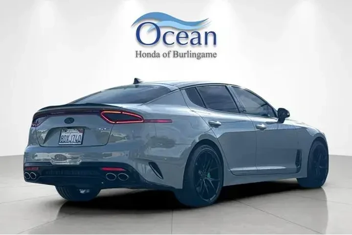 $21491 : Kia Stinger 2018 GT 4dr Seda image 4