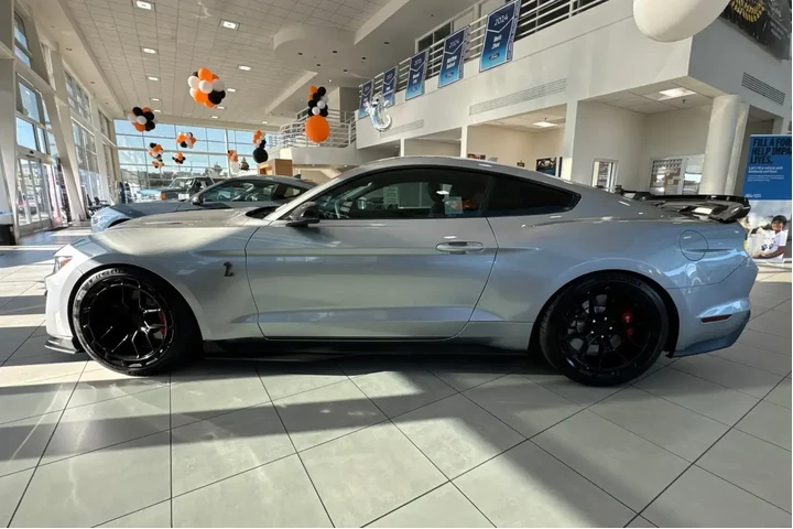 Ford Mustang 2020 Shelby GT5 image 6
