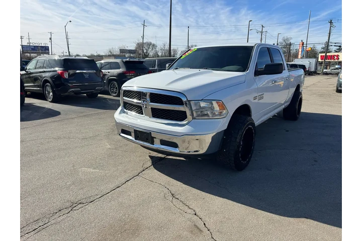 $15980 : 2018 RAM 1500 SLT Crew Cab image 6