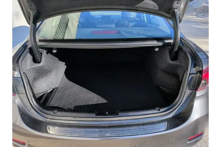 $16595 : Mazda Mazda6 2017 Grand Tour image 9