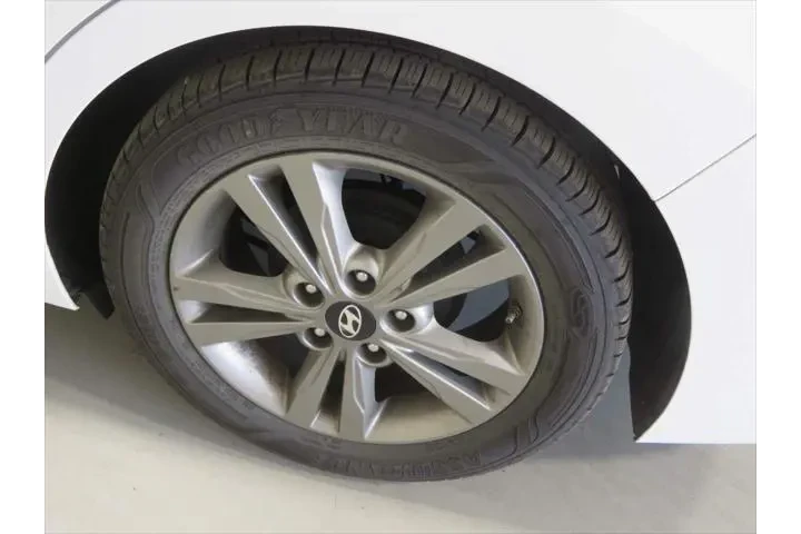$9940 : Hyundai ELANTRA 2017 SE 4dr image 4