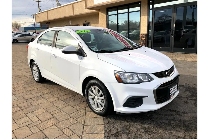 $10990 : 2018 Sonic LT Auto Sedan image 7