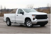 $34950 : Chevrolet Silverado 1500 202 thumbnail