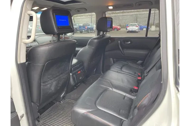 $17918 : Nissan Armada 2017 4x4 Plati image 8