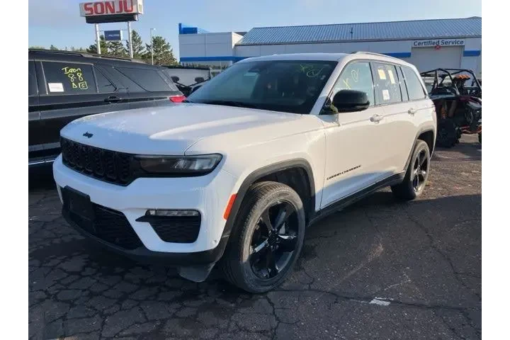 $28989 : Jeep Grand Cherokee 2023 4x4 image 1