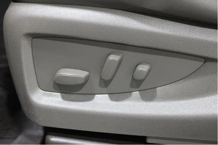 $39982 : GMC Yukon 2019 4x4 Denali 4d image 4