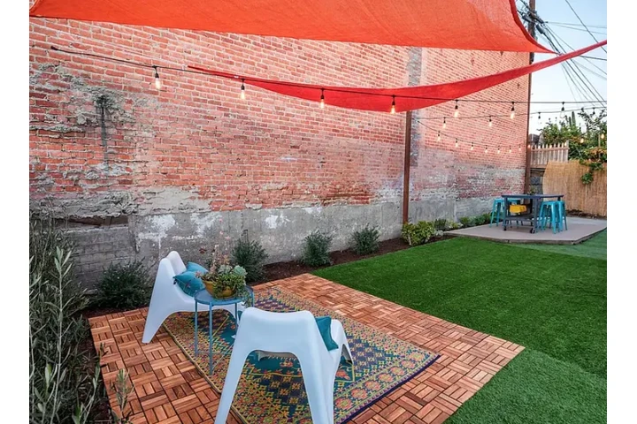 $1859 : Brand-New Back House for Rent image 3