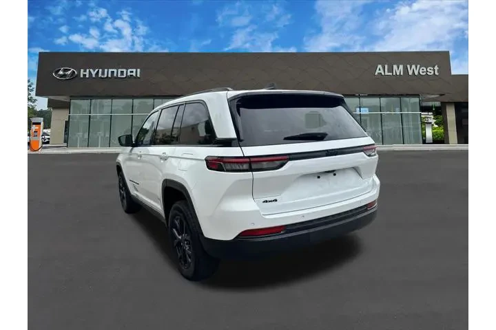 $33720 : Jeep Grand Cherokee 2025 4x4 image 2