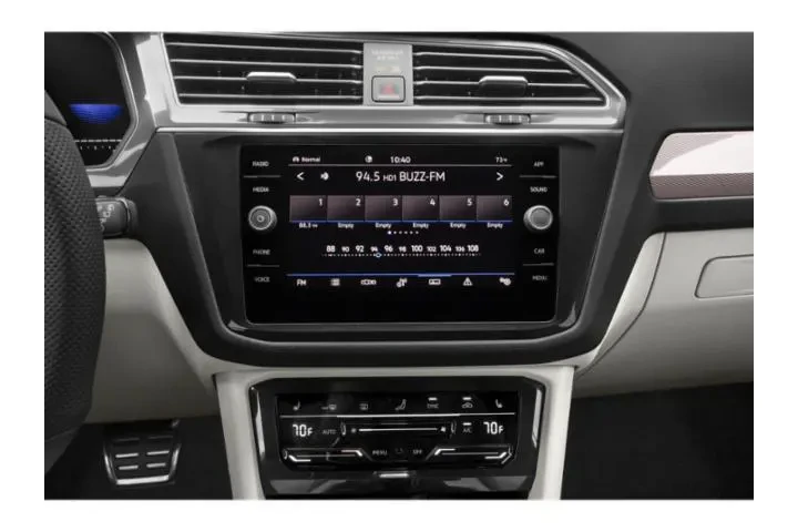 $22300 : Volkswagen Tiguan 2023 SE R- image 10