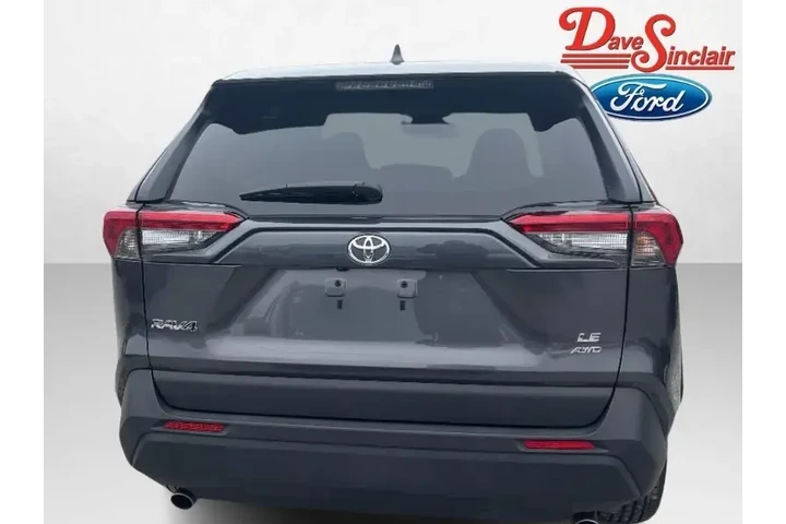 $26888 : Toyota RAV4 2024 AWD LE 4dr image 8